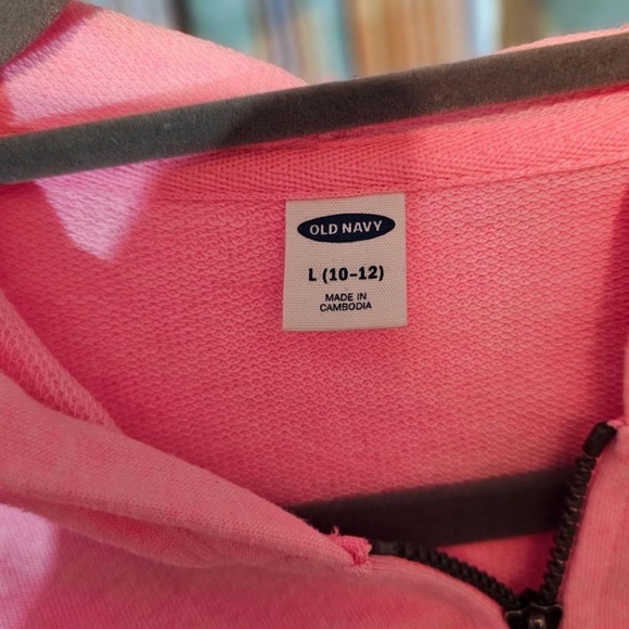 Girls Old Navy Hoodie - Picture 3 of 3